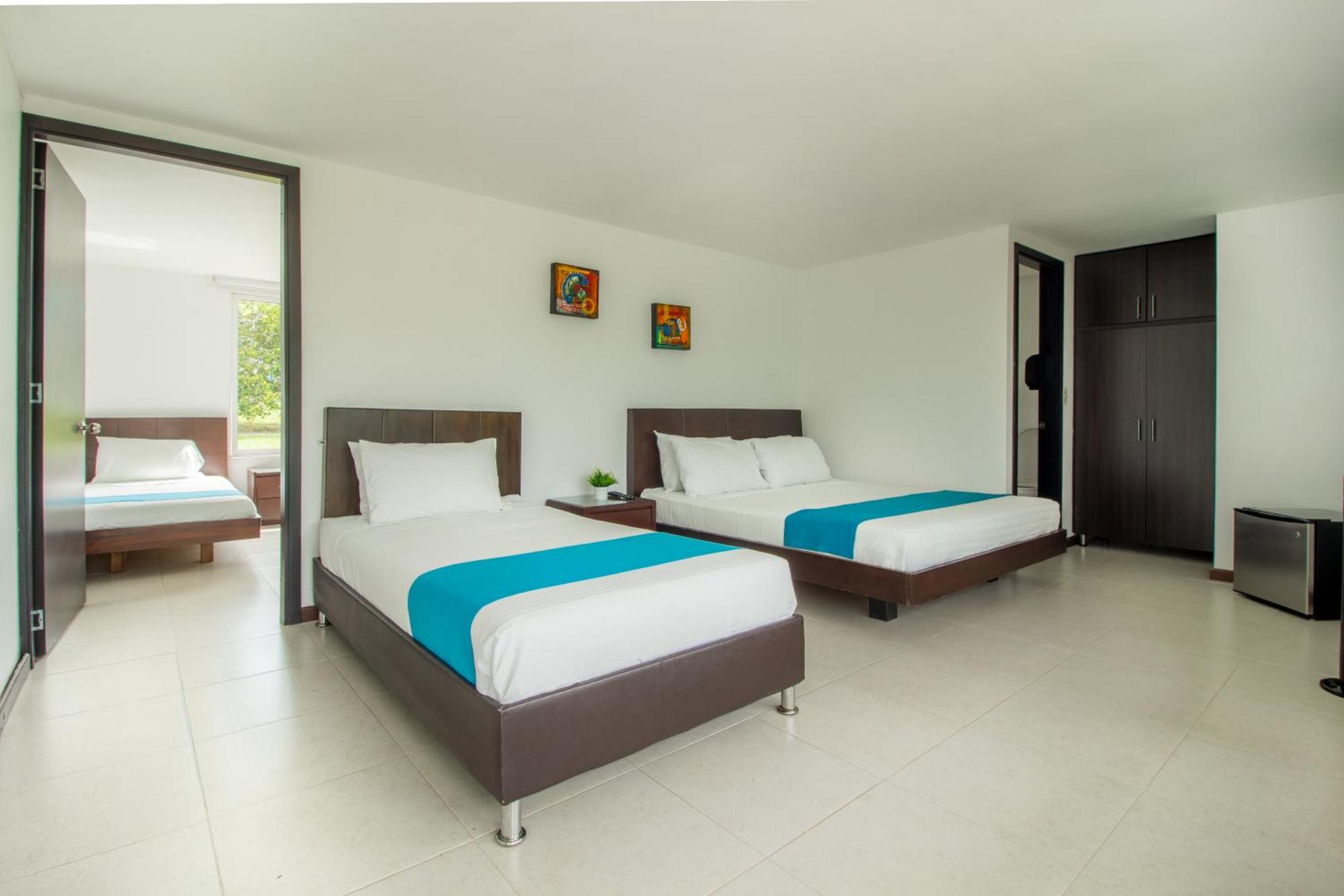 Hotel Villa Monaco Combia Baja 외부 사진