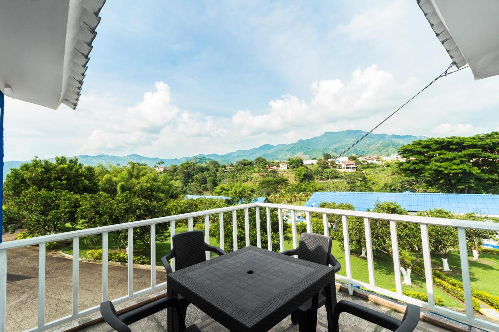 Hotel Villa Monaco Combia Baja 외부 사진